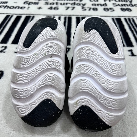 Nike Dynamo Go Infant Toddler Lifestyle Shoes - Picture 8 of 9